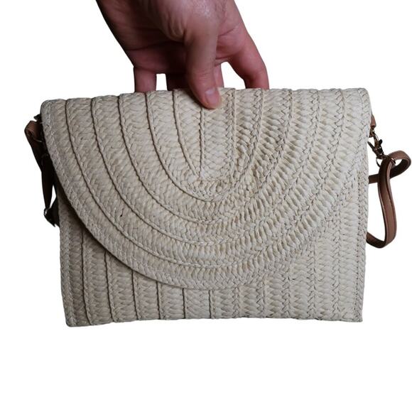 Cream Woven Straw Envelope Bag Crossbody or Clutch with Embroidery & Pom Pom - Picture 3 of 7